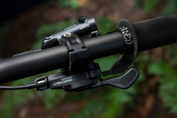 Shimano_Deore_I-spec-ev